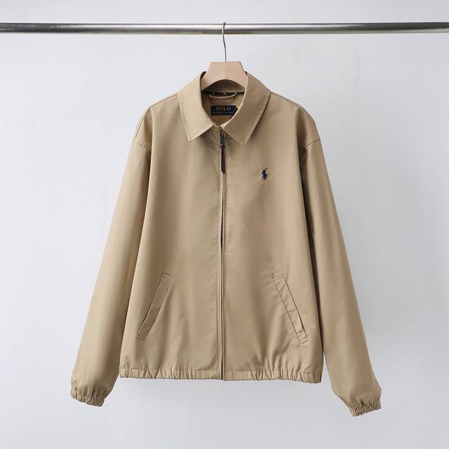 The latest Ralph Lauren jacket This is a couple's model. It is a timeless classi