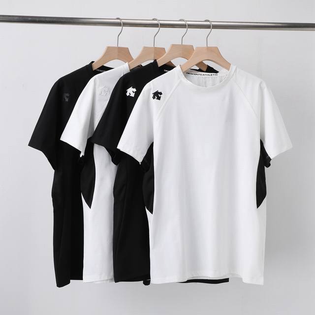 The official website is selling a one-to-one replica Dscente Descente overseas v