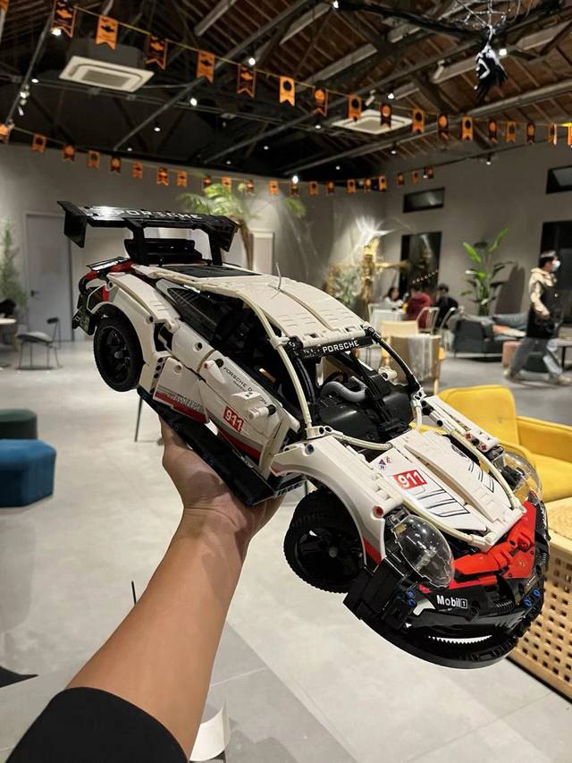 Happy assembling 911 RSR racing building block model for adults