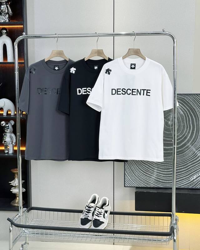 Descente 25Ss new summer style short-sleeved couple's shirt with silicone three-