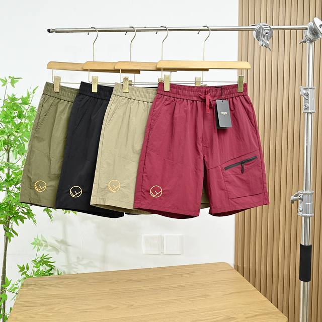 New arrival: Beige Style No.: 6323# Fendi Fendi sports casual shorts Summer spor