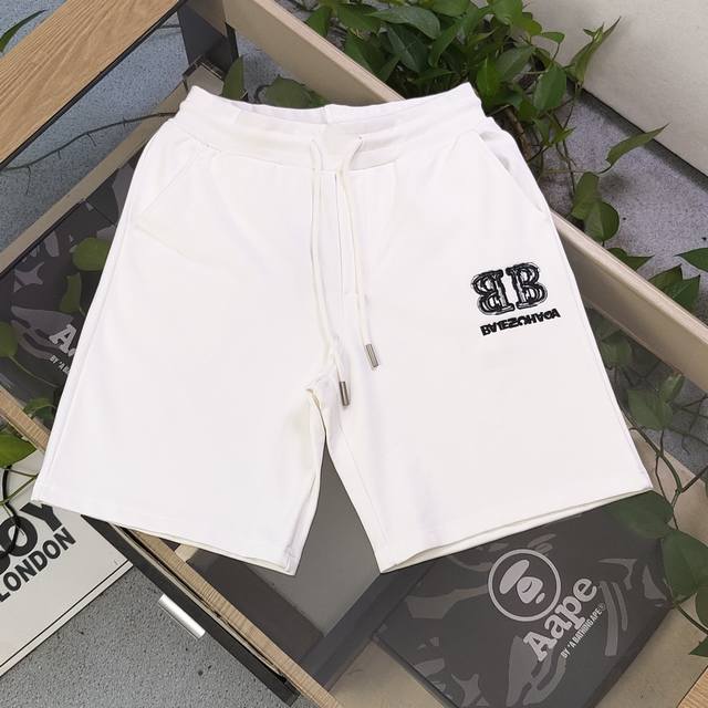 New arrival Model number: Qd24076 2025 new Balenciaga Paris family embroidered d