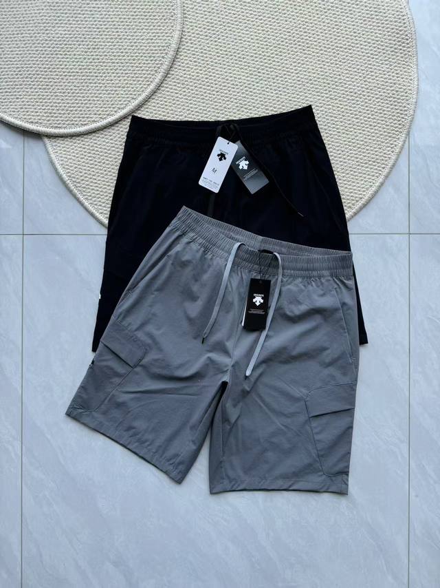 0258 2025 Summer New Product Descente Bleu Series Urban Commuter Sports Men's Wo