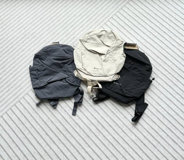 New arrival! Snowpaek 17L nylon fabric ultra-light outdoor hiking waterproof bac