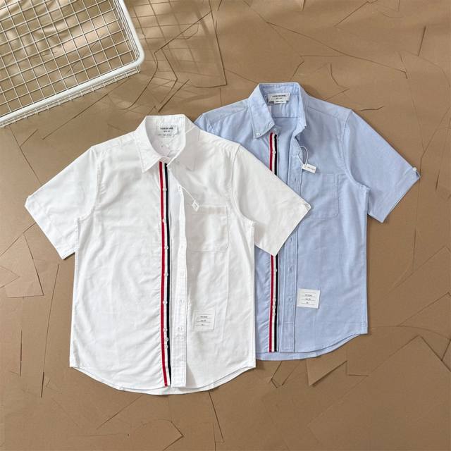 Tb inner placket ribbon Oxford short-sleeved shirt T93 Thom Browne.Tb inner plac