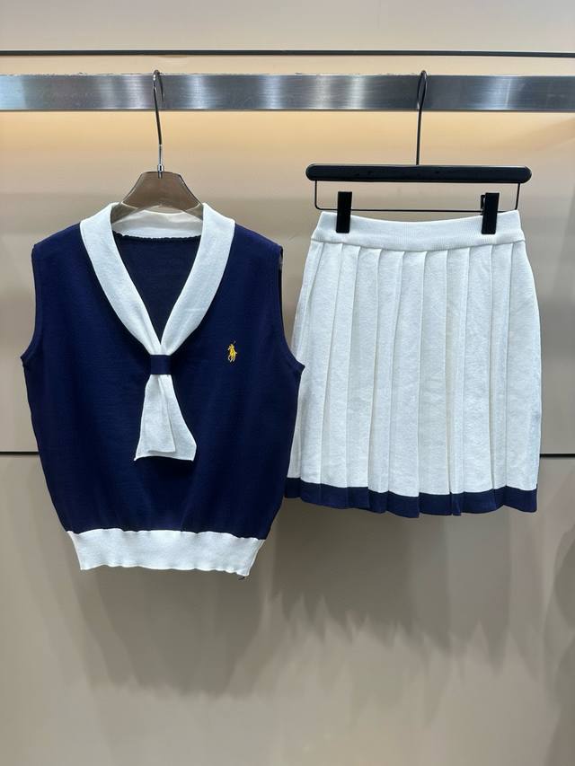 Ralph Lauren Ralph Lauren RL pony embroidered vest skirt knit suit Style number:
