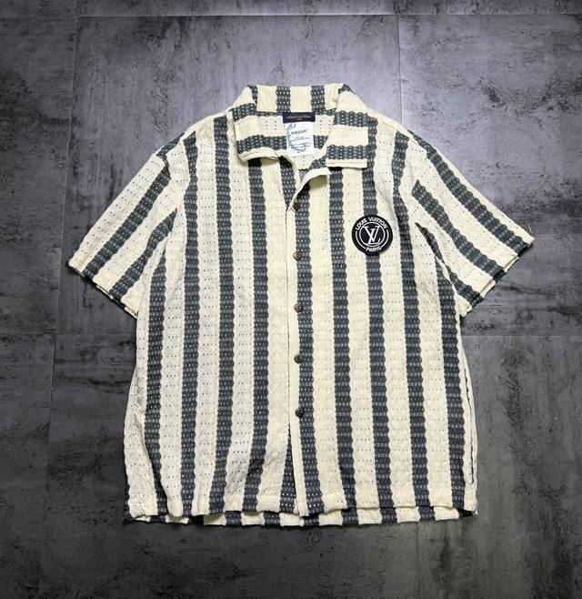 Lv couple short-sleeved striped hollow T-shirt The fabric is made of knitted mat