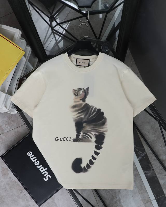 Gucci raised head kitten print round neck short-sleeved T-shirt Style number: 35