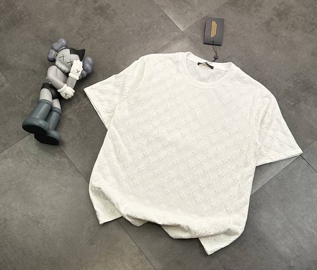 Fashion brand Louis Vuitton full-printed foam embellished couple short-sleeved T