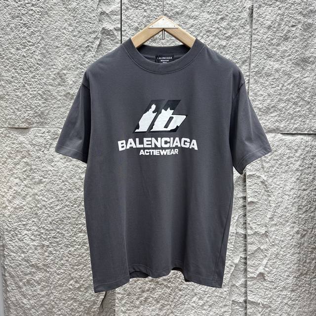New for summer, Balenciaga Paris family boutique couple short sleeves, high-end