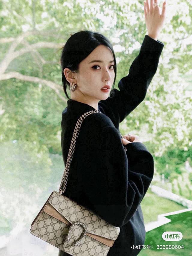 Gucci Medium Dionysus Bag The Dionysus Bag is here! There are still fashionistas