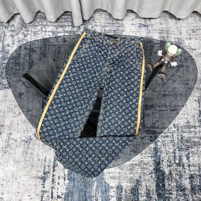 top version The same style as Wang Hedi's Louis Vuitton Lv25Ss early spring full