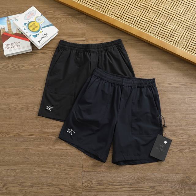 Brand: Arcteryx Size: ML-Xl-Xxl-Xxxl Color: Black-Navy Type: Functional outdoor