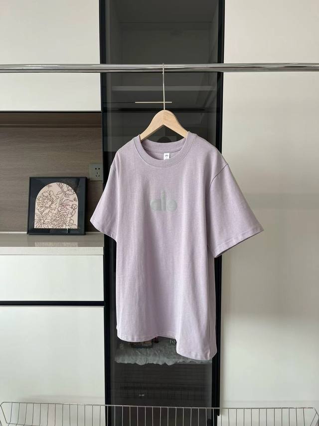 If you want to show off your personality in summer short-sleeved shirts, this Al
