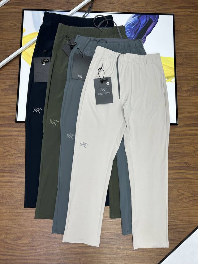 Arc'teryx 25th Summer Men's Outdoor Lightweight Casual Pants with Embroidered Ar