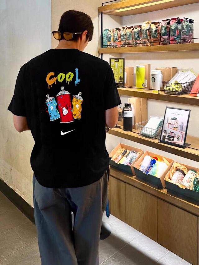 260G Heavy Cotton Nike Nk Cool Graffiti Spray Can Pattern Artistic Ink Splash Sh