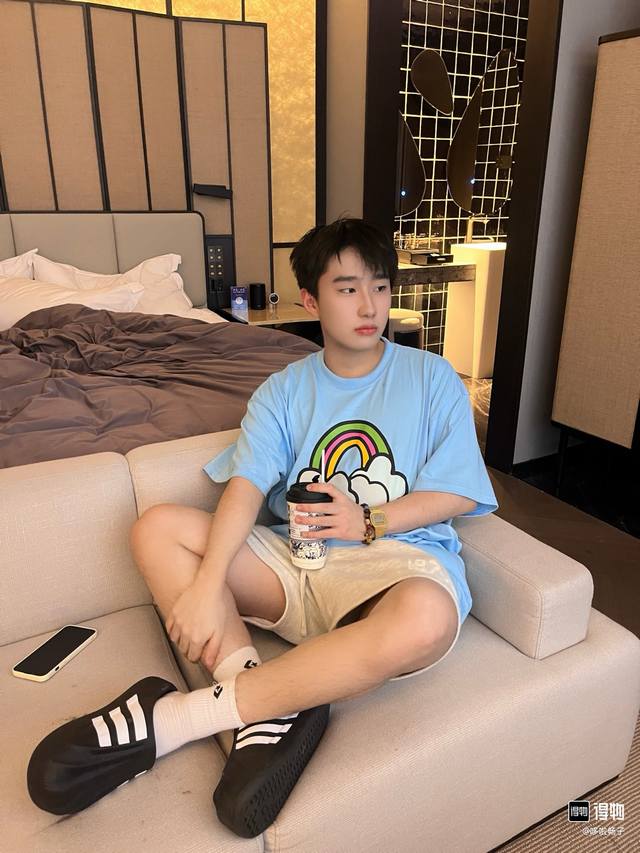 Top version Drew House rainbow print smiley face short sleeves Justin Bieber sam