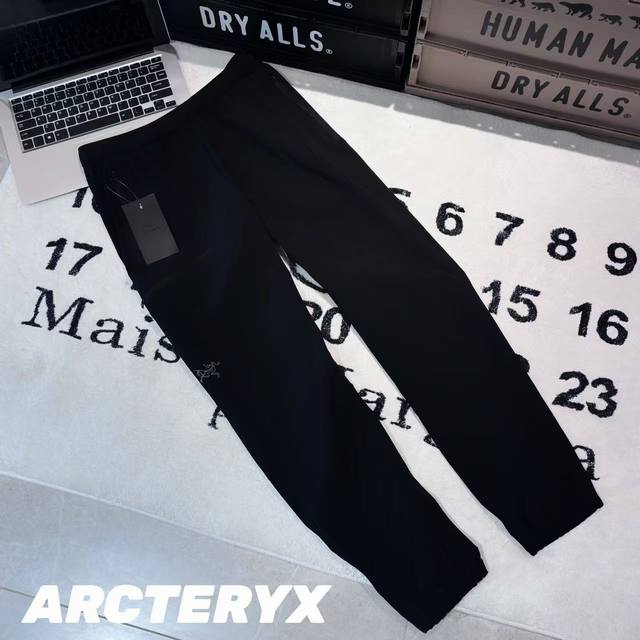 Arcteryx Gamma Jogger Men's Solid Color Logo Soft Shell Elastic Waist Cuff Pants