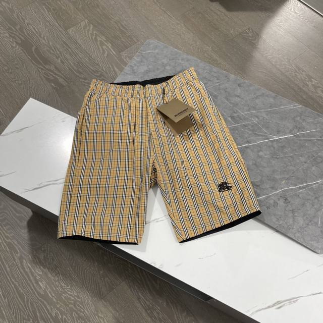 Burberry summer new shorts, double-sided wearable, three labels complete with wa