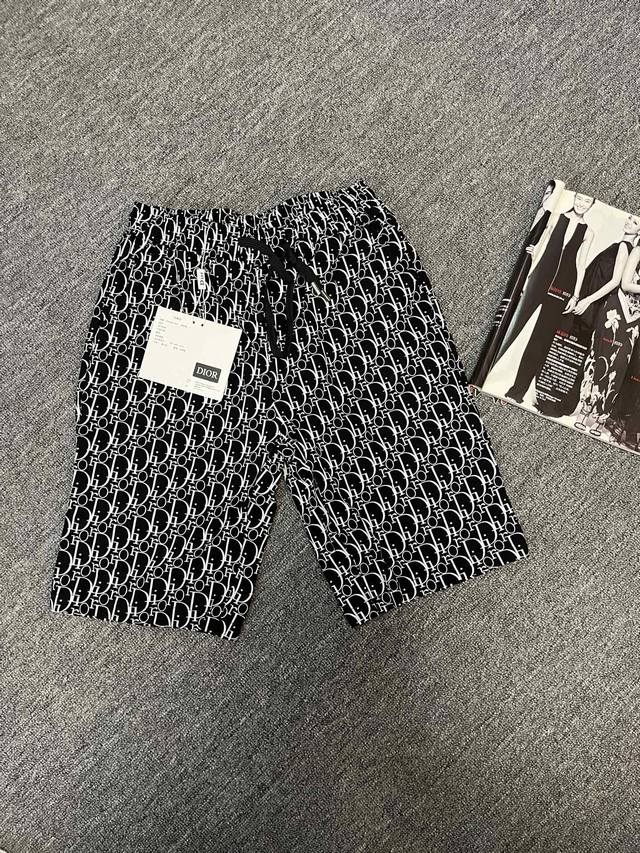 Dior Dior full print casual shorts are made of quick-drying fiber fabric importe