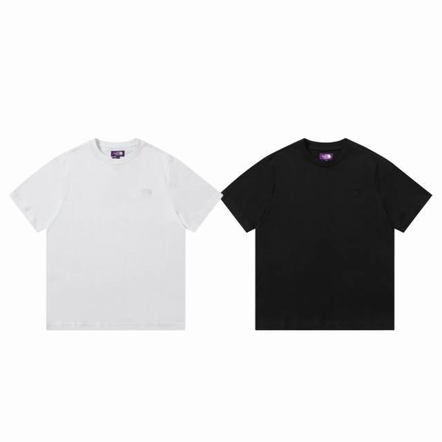 The North Face Tnf North Face classic front and back same color embroidered logo
