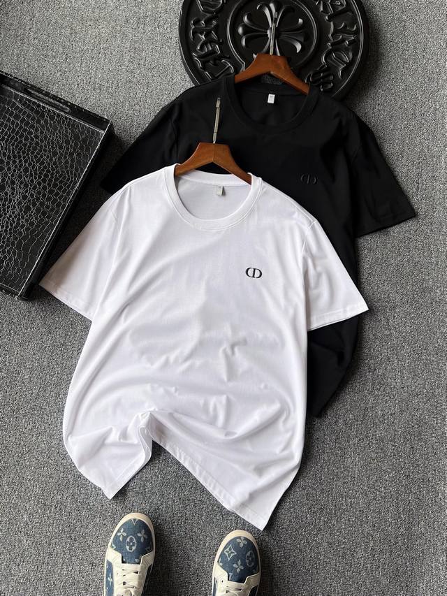 Top 80s silk! Popular item! Dior's new Cd jade silk round neck T-shirt! Hang Lun