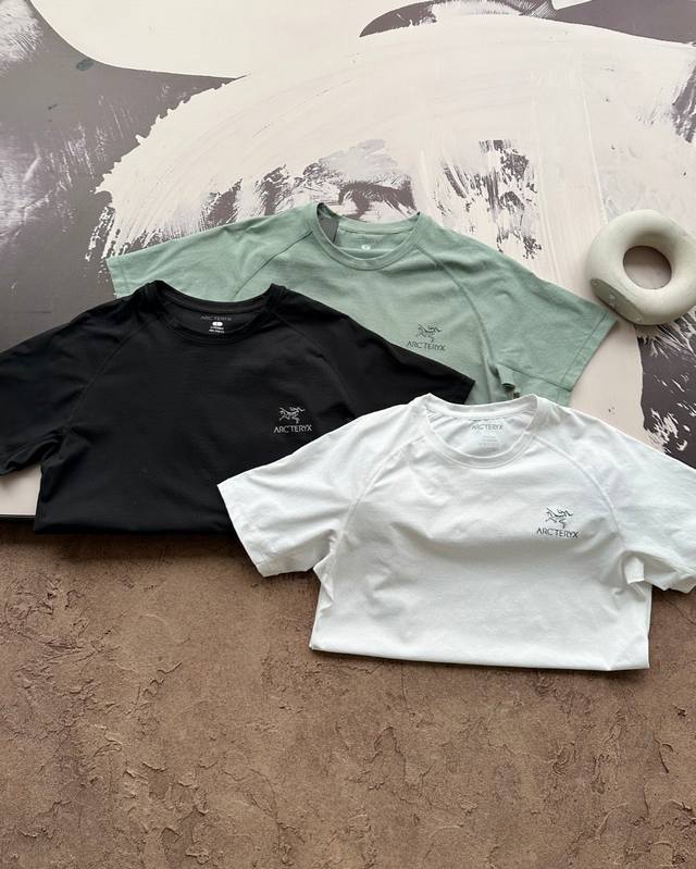 New Arc'teryx Arc'teryx visible chest printed logo round neck couple short-sleev