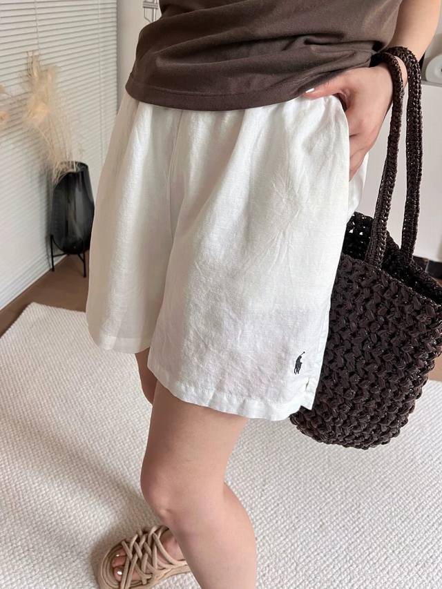 Just needed linen shorts
