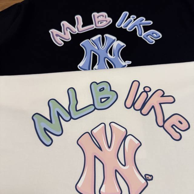 Mlb Yankee Couple Short Sleeves Candy color prints, a whole sweet and cool! Wear