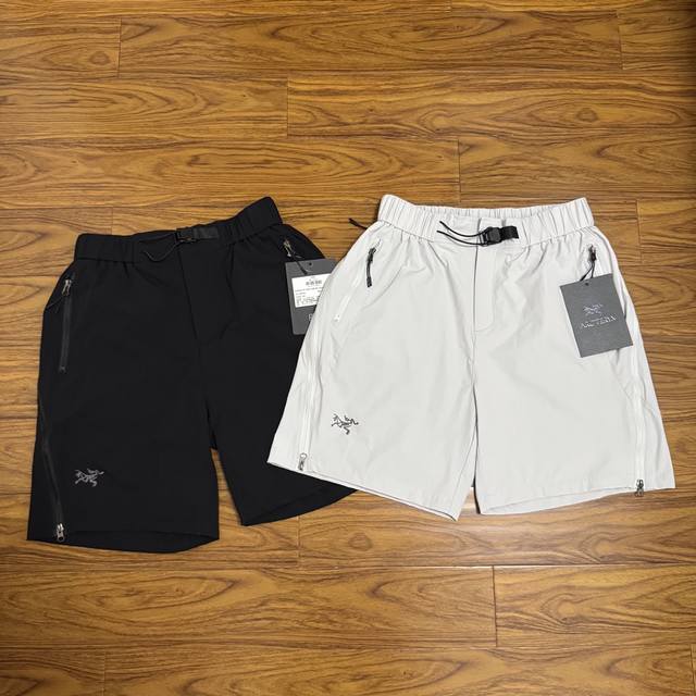 Arc'teryz Woven Side Zipper Full Slit Shorts The fabric is made of a new type of