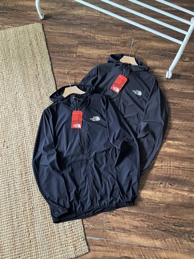The North Face lightweight sunscreen skin jacket, all-weather armor for the urba
