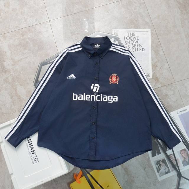 New Original Top-grade Replica Balenciaga Adidas Joint Three-Stripe Manchester U
