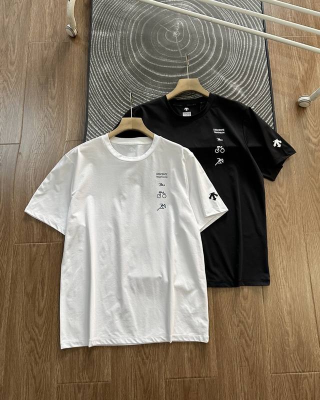 Descente round neck men's short-sleeved T-shirt! High-end embossed salary Descen