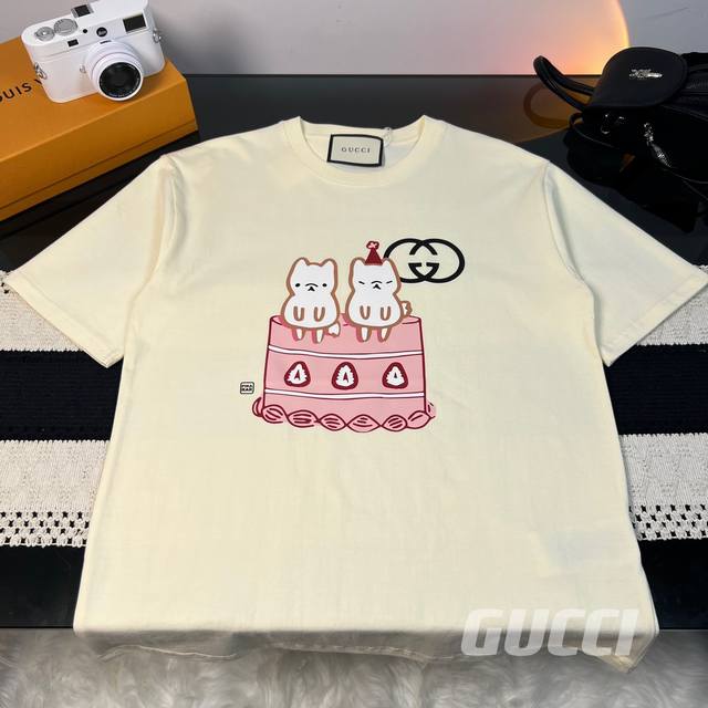 Gucci 23Ss summer new cat cake short-sleeved T-shirt couple style hot style Tee!