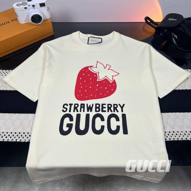 Gucci 23Ss summer new strawberry logo printed short-sleeved T-shirt Hot style Te