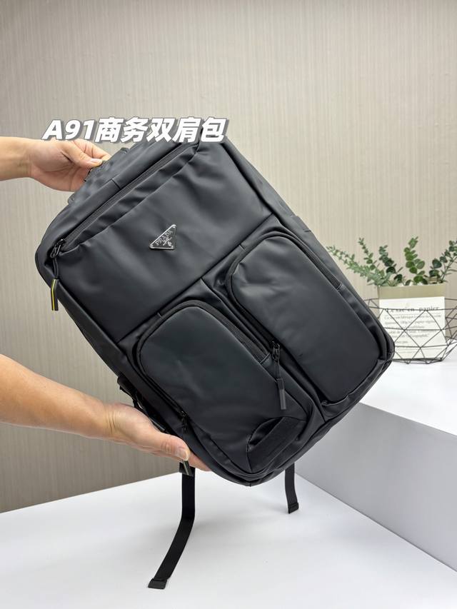 High-end good stuff! The latest 2025 Prada full-function leather large-capacity