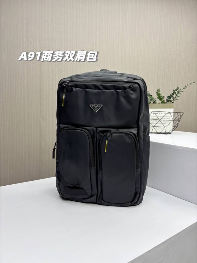 High-end good stuff! The latest 2025 Prada full-function leather large-capacity