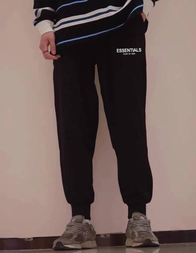 Fog Essentials Winter Super Versatile Sports Threaded Sports Sweatpants Cuffed P
