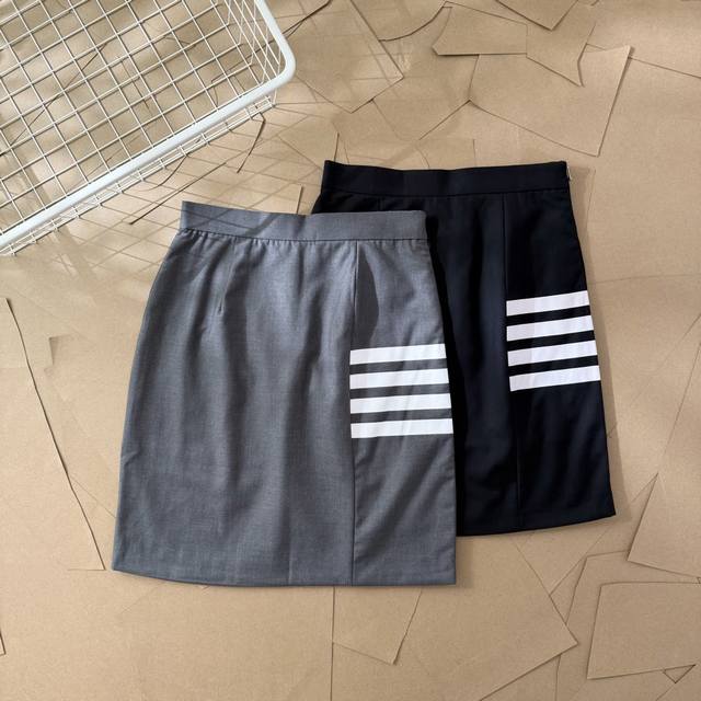 Tb classic four-bar mid-length high-waisted hip skirt D10 Thom Browne.Tb new cla