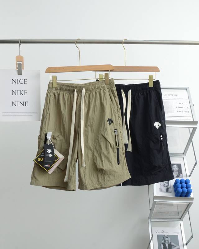 Descente classic loose sports shorts Ins hot item! High quality! Cool and trendy