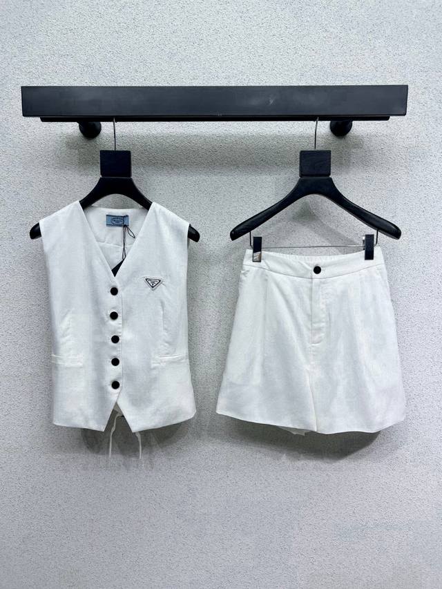 Prada custom letter triangle logo suit vest elastic waist shorts suit Style numb