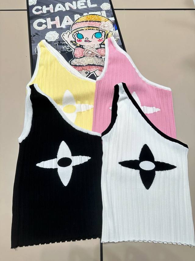 Louis Vuitton Lv Donkey four-leaf clover jacquard oblique shoulder knitted vest