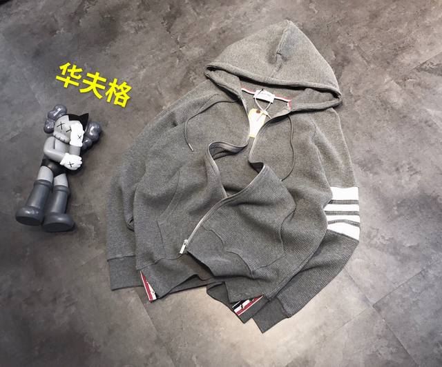 Trendy~ Original label Tb waffle arm color-woven hooded jacket, each piece has a