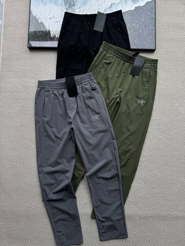 Arc'Teryx Outdoor Sports Windproof Jacket Casual Pants Urban Business Casual Ser