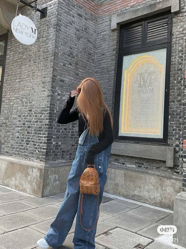 Mcm mini backpack three-piece set mini backpack + wallet + puppy pendant Wenwan'