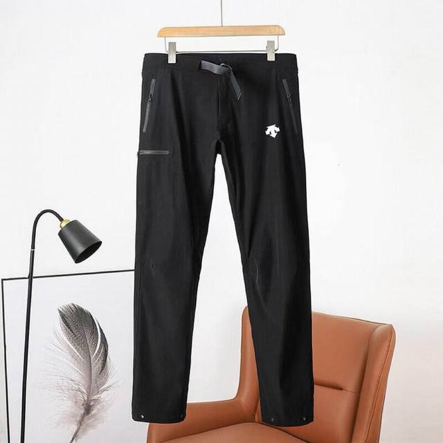 New arrival Descente men's woven sports soft shell trousers Needle-knit fabric s