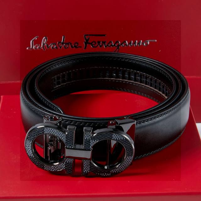 The latest model of Ferragamo automatic buckle belt is here. The new model of Fe