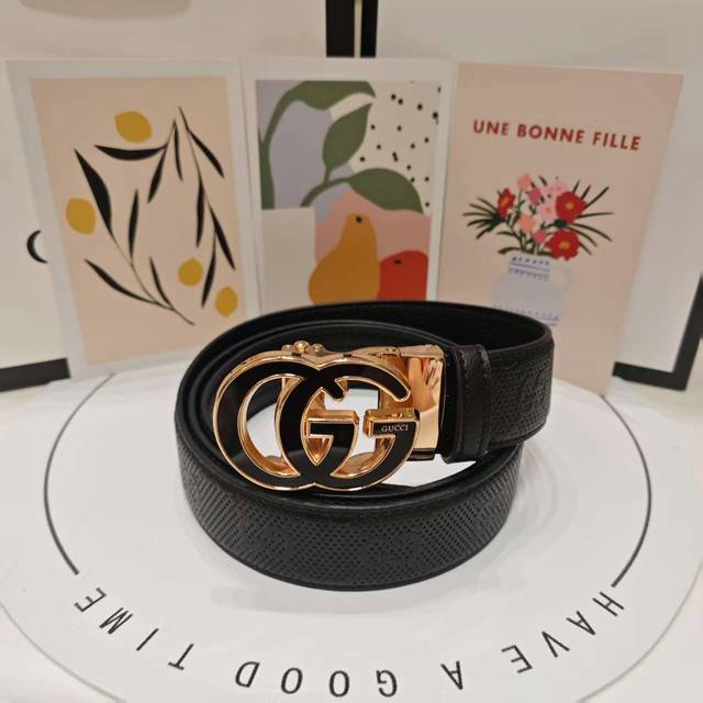 New product ~ Gucci full set of packaging gift box ~ Classic lychee embossed bel