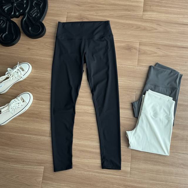 Alo 2025 spring and summer new high-waisted hip-lifting slimming leggings, made