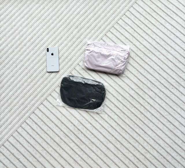 Mainly recommend the original Arc'teryx ultra-light functional crossbody waist b